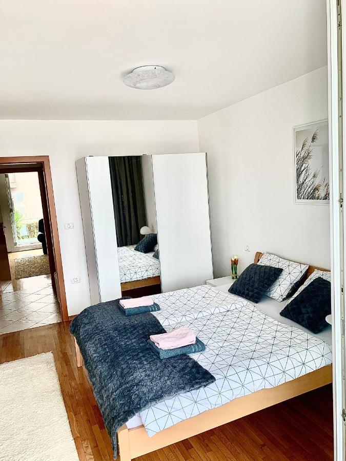 Sonce Apartment Изола Екстериор снимка