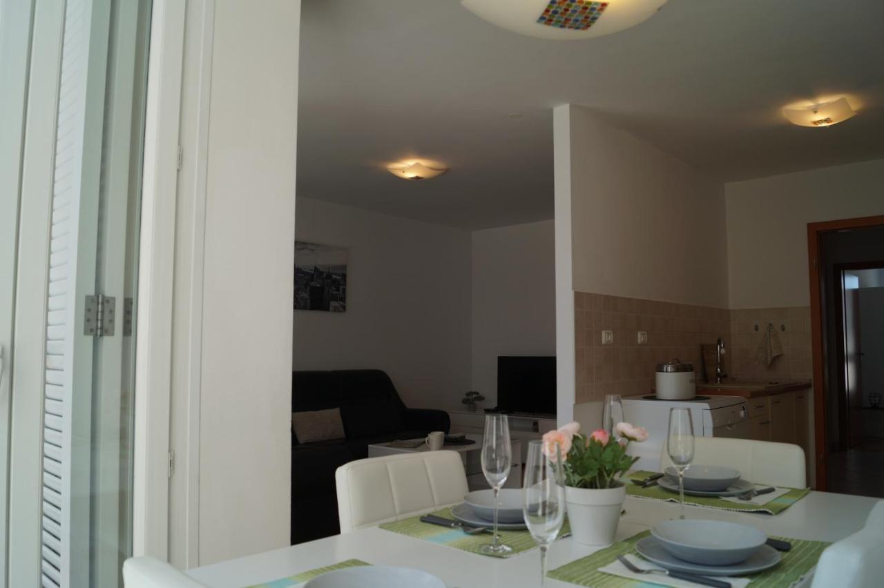 Sonce Apartment Изола Екстериор снимка